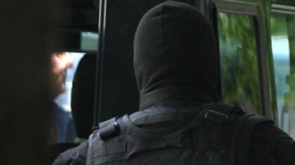 Получател на 4 литра от наркотика ДМТ арестуван на летище София
