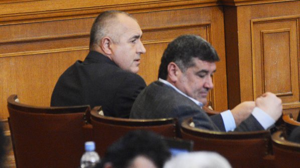 Борисов: Да не се поддаваме на провокации за банковата система
