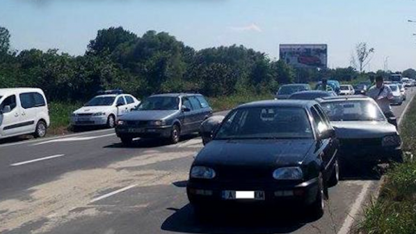 Верижна катастрофа на 6 коли в Бургас (снимки)