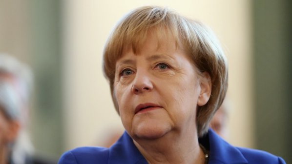 Меркел: Малко вероятно е да се разпределят ключовите постове в ЕС още днес
