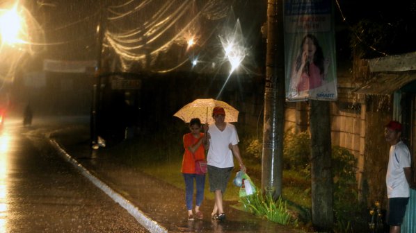 Тайфунът Рамасун взе 10 жертви във Филипините