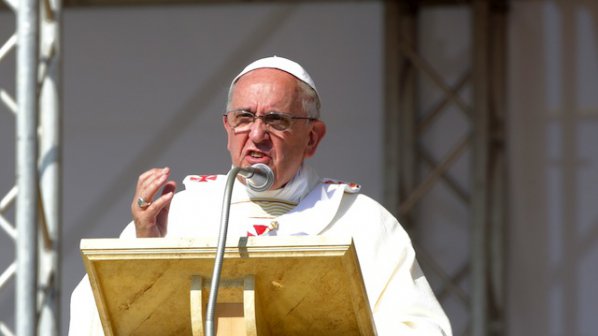 Папа Франциск възмутен от насилието в Ирак