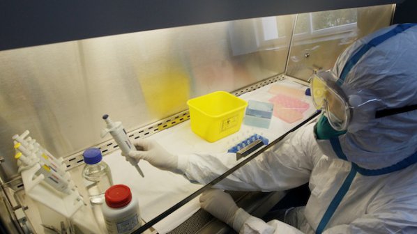 Вирусолог: Еболата няма да се разпространи в Европа