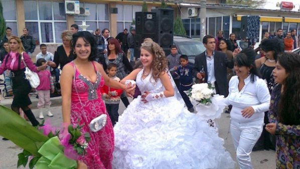 Пазарджик пропищя от циганските сватби