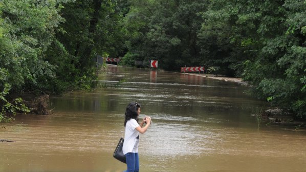 МОСВ предупреждава: Очаква се покачване на нивото на реките Марица и Места