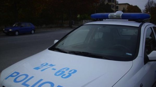 Задържаха 20 цигани, хвърляли камъни по полицаи в Бургас