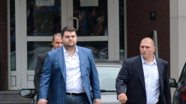 Съдът прекрати разследването за подготовка на убийство на Пеевски