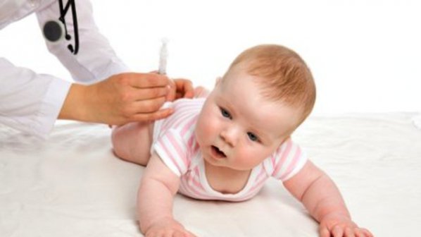 До декември доставят петвалентната ваксина за бебета