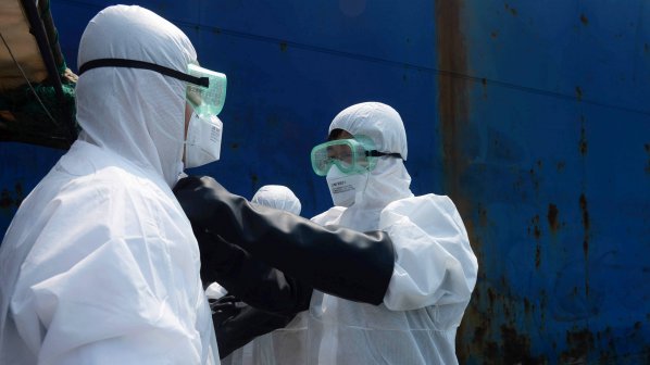 Испанска медицинска сестра е заразена с ебола