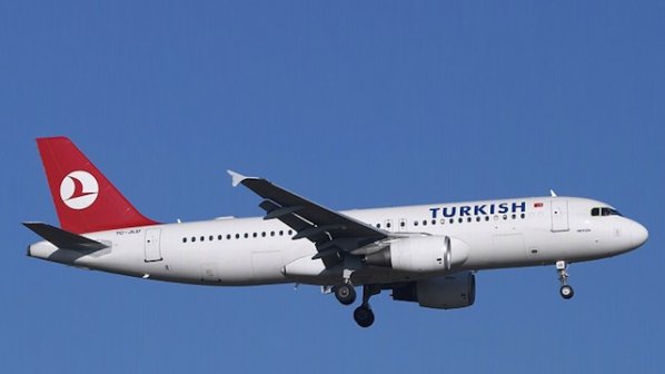 Системата на турските авиолинии се срина, опашки на летище &quot;Ататюрк&quot;