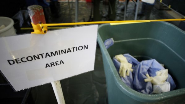 ЕС влага над 1 милиард евро в борбата с ебола