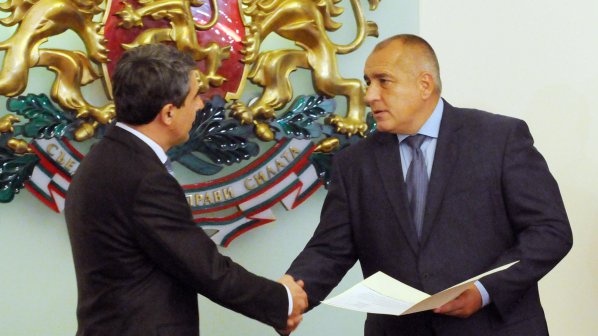 Плевнелиев: Борисов заслужава стисната ръка и подкрепа
