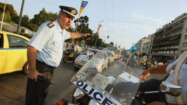 Гърция и Сърбия със свирепи глоби за шофьорите