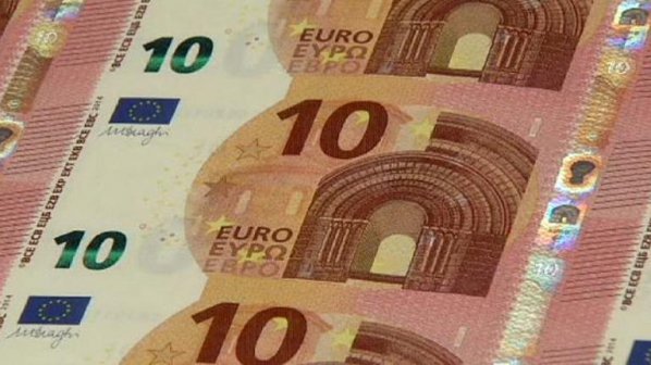 Литовци се сбогуват с националната си валута