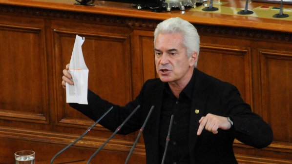 Сидеров се отказа от депутатския си имунитет