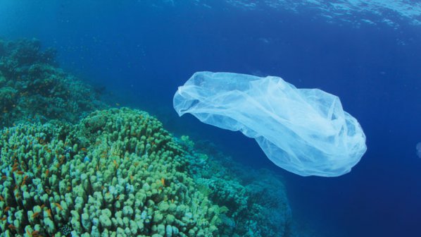 269 000 тона пластмасови отпадъци плуват в океаните