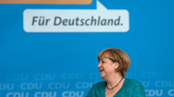 Ангела Меркел бе преизбрана за осми път за лидер на ХДС