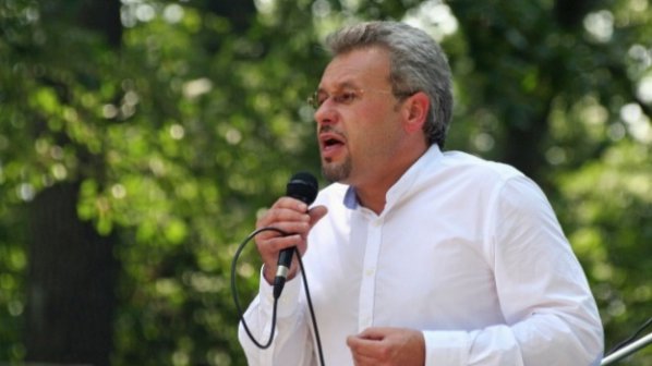 ДПС поиска оставката на Петър Москов (видео)