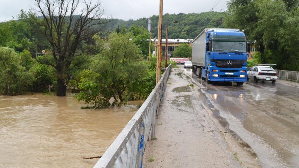 Янтра подкопа мост при село Драганово