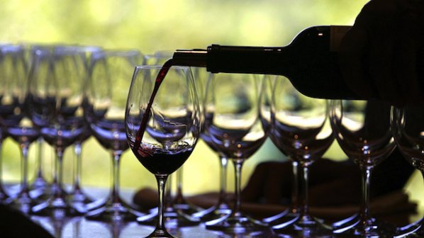 100 млн. литра вино сме изпили през 2014-а