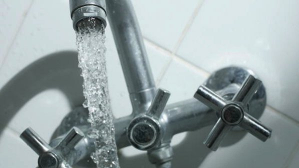 Как да предпазим водопровода от замръзване