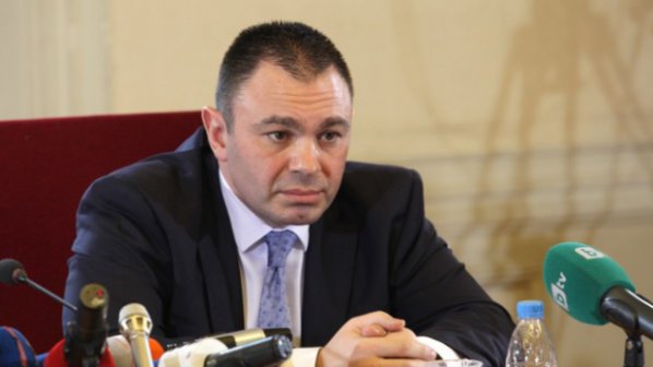 Лазаров: 25 години не е пипнато нищо по българските граници