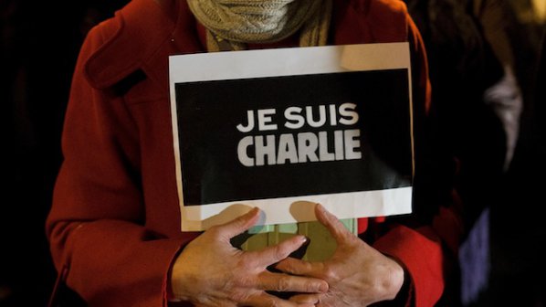 Шок и ужас по света след кървавата атака срещу &quot;Шарли ебдо&quot;