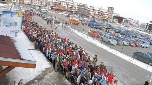 На кого са нужни и на кого пречат повечето зимни туристи в Банско (снимки)