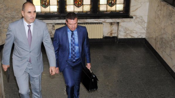 Прокуратурата се отказа от повдигнатите обвинения срещу Цветанов по 3-то дело (видео)
