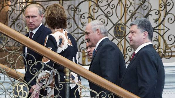 Петро Порошенко напусна преговорите в Минск