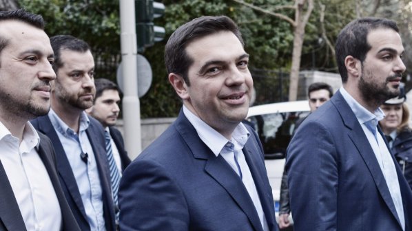 Атина иска удължаване на програмата за финансова помощ