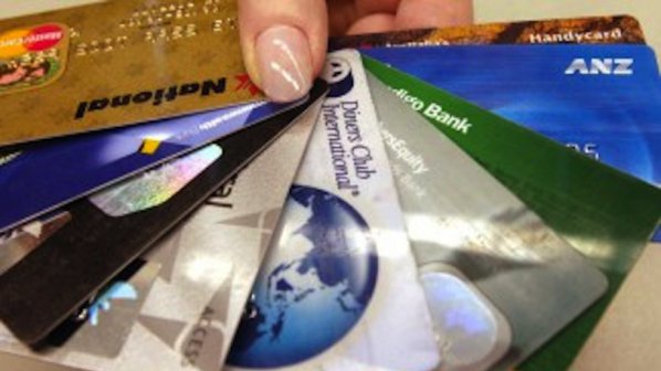 Четири неща, които да не правите с кредитната си карта