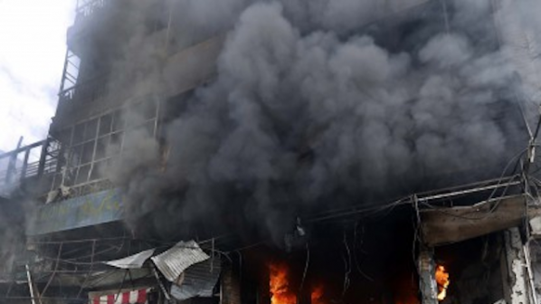 11 ранени при бомбена експлозия в Кайро (обновена)