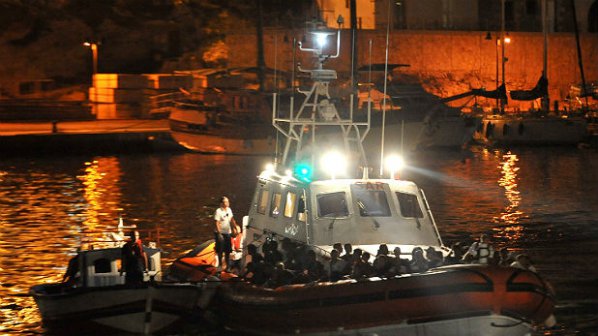 Най-малко 50 загинали в корабокрушение край остров Сицилия