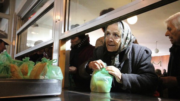 Повече от 250 000 българи ще получат хранителни помощи на есен
