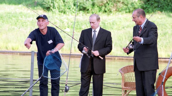 Британски военен: Путин ни праща шпиони-рибари