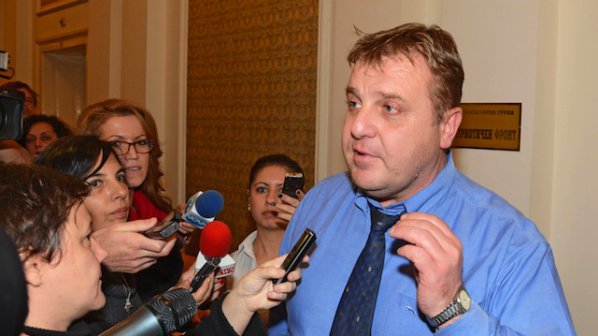 Каракачанов: Речта на Плевнелиев беше малко пожелателна (видео)
