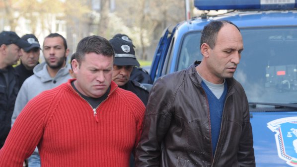 Бургаският съд потвърди ареста на четирима разследвани за отвличане (снимки)