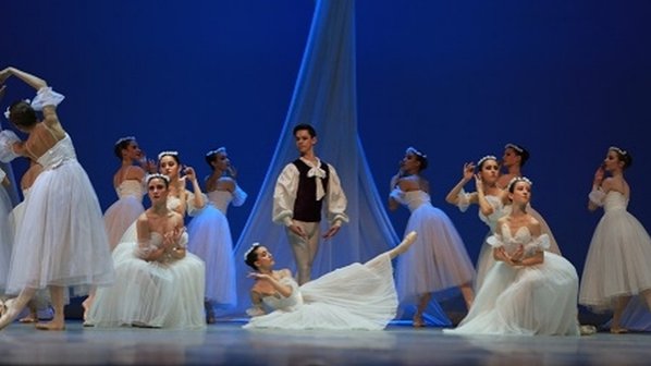 Танцов спектакъл: ''Децата на България танцуват''