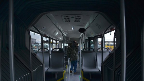 Вандали трошат новите автобуси в София