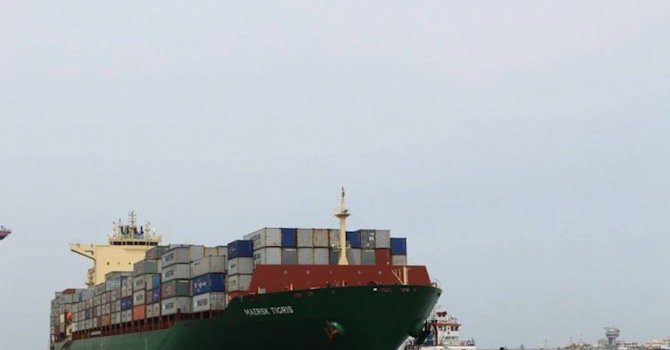 Иран може да продаде задържания кораб с български капитан