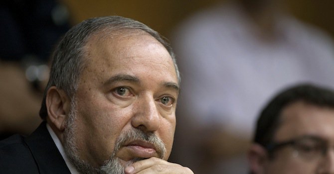 Израелският външен министър отказа да участва в кабинета на премиера Нетаняху