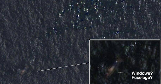 На дъното на океана откриха блестящи предмети от изчезналия Боинг (снимка)