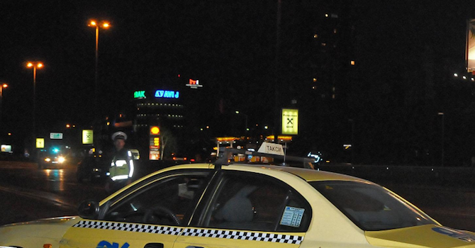 Шофьор на такси и четирите му пътнички пострадаха при катастрофа в Пловдив