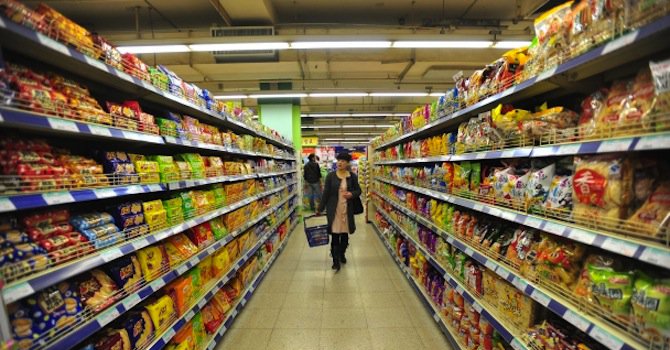 Евтини храни от Румъния ще залеят България