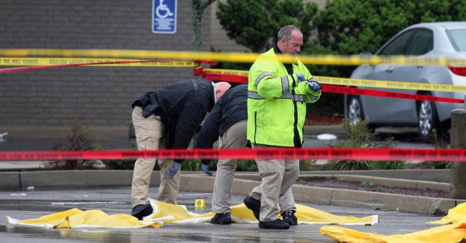 Полицаи убиха мъж в Бостън