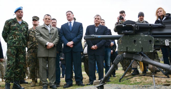 Ненчев изненадан за българското оръжие в Сирия