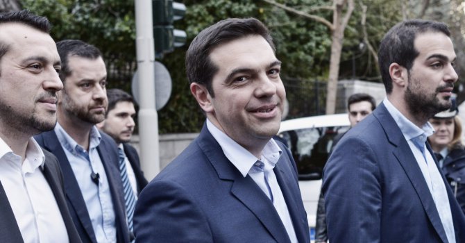 Атина: Можем да изчакаме вразумяването на Тройката