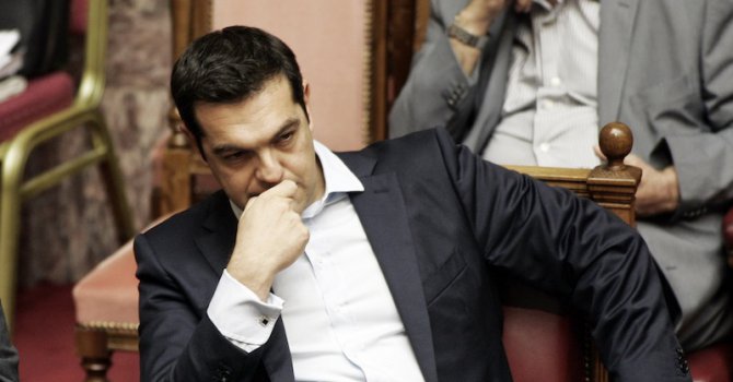ЕЦБ запазва равнището на спешни заеми за гръцките банки