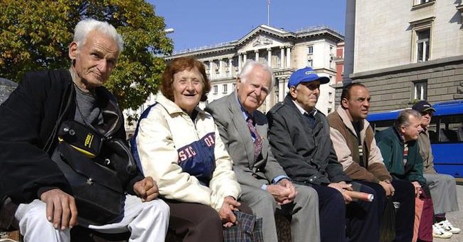 Най-високи са пенсиите в София-град, Бургас и Варна